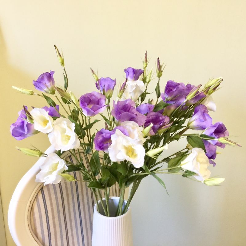 Direct sales and wholesale of high-end artificial bellflower wedding floral art samples and wedding bouquets from the manufacturer details Picture