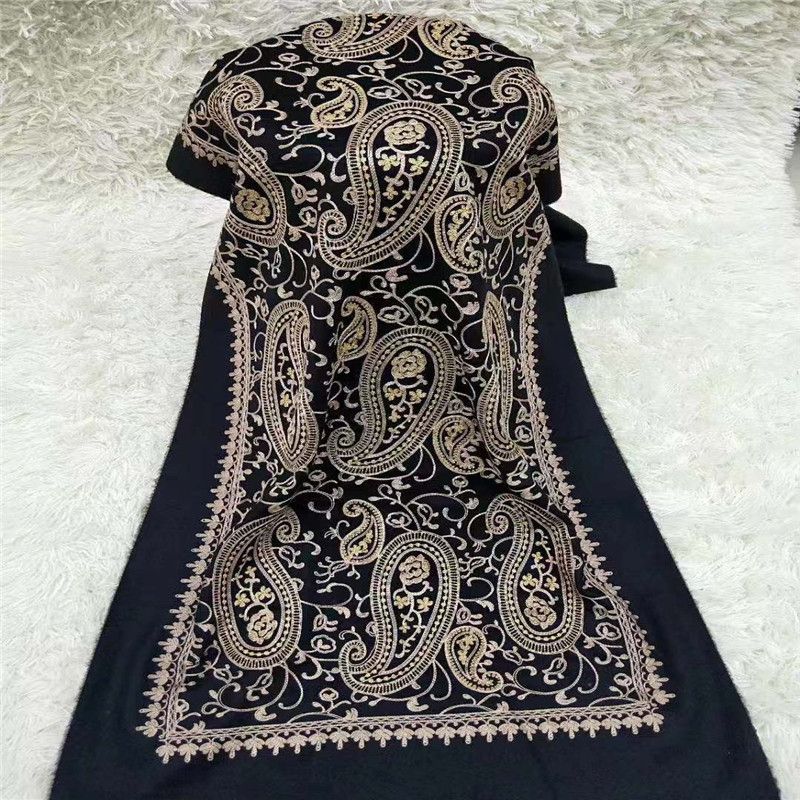Scarf Ladies European And American Fashion Shawls Autumn And Winter Discount Promotion Season Coats All Casual Wholesale 783 Specification drawing