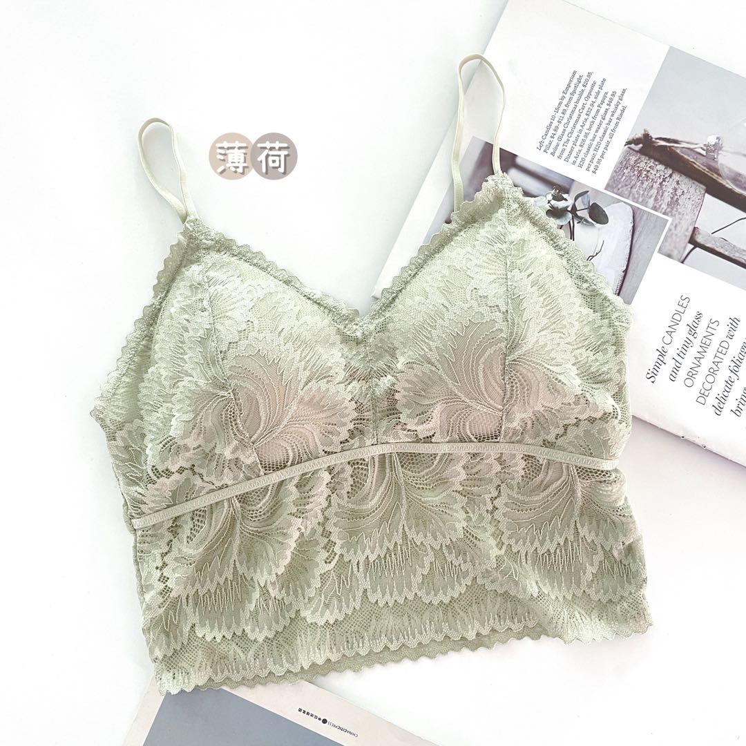 Lingerie women's bra without underwire, thin, seamless and sexy strapless details Picture