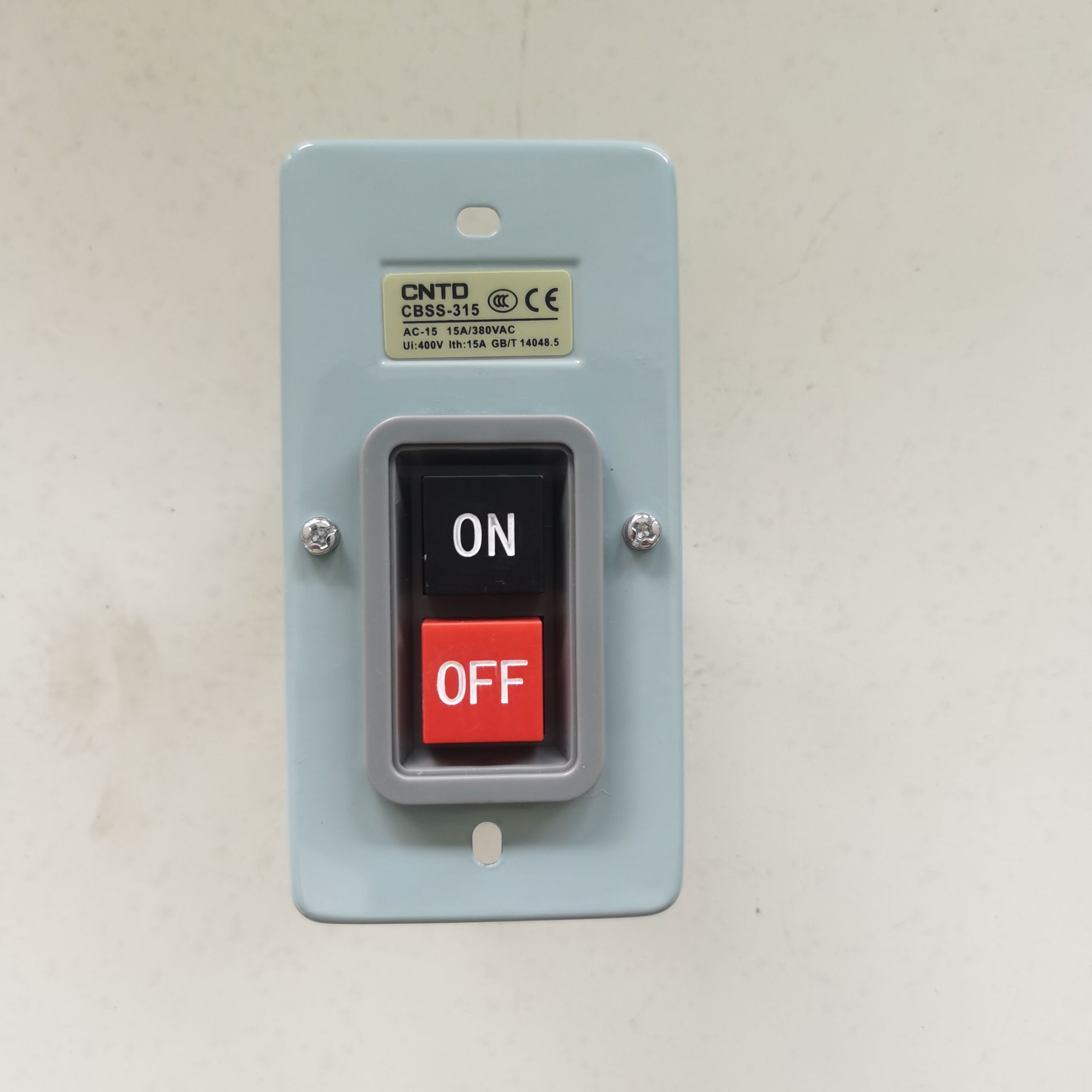 Welding machine start switch