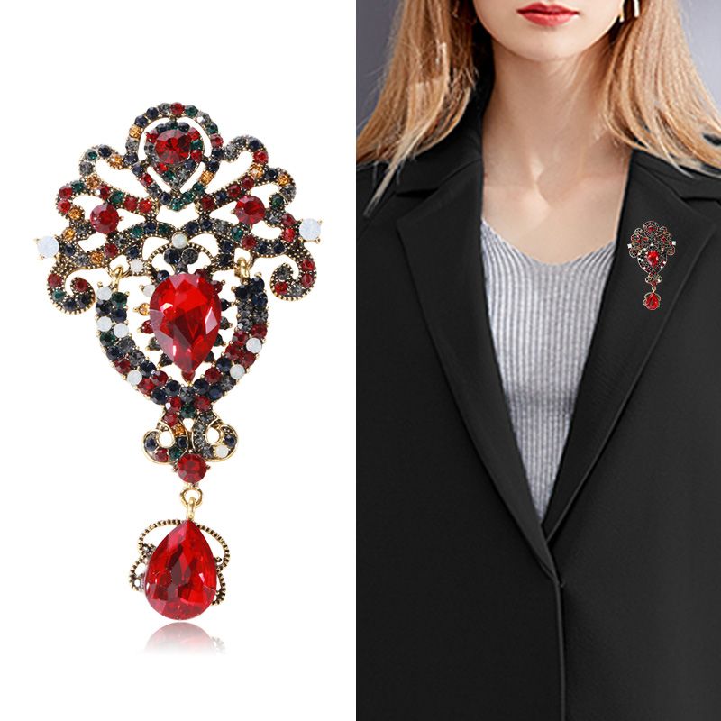 Factory direct sales, popular in foreign trade, high-end and elegant neckline, rhinestone, anti-exposure, fixed clothing, silk scarves, sweaters, cardigans with brooches details Picture