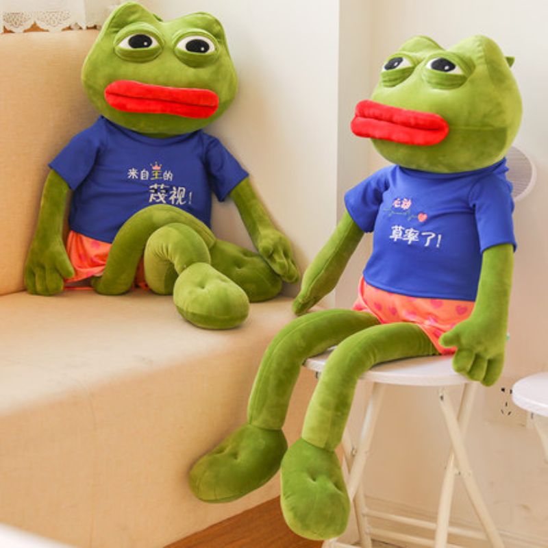 Ugly sad frog doll sand sculpture figure lonely frog plush toy cute doll spoof gift Application Scenario