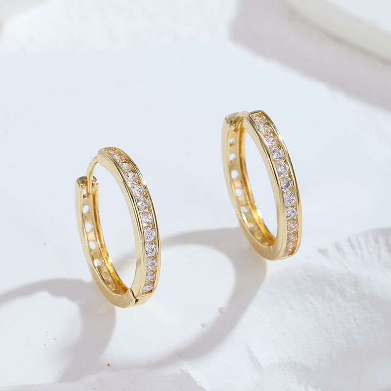 Corea dongdaemun círculo pendientes mujeres luz de lujo micro circonitas orejeras exquisito temperamento diosa fan premium sentido orejeras Item Picture