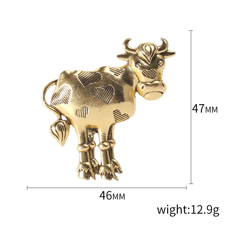 Factory direct sales for foreign trade, popular alloy ancient gold 12 Chinese zodiac ox brooches, simple and versatile clothing accessories Specification image