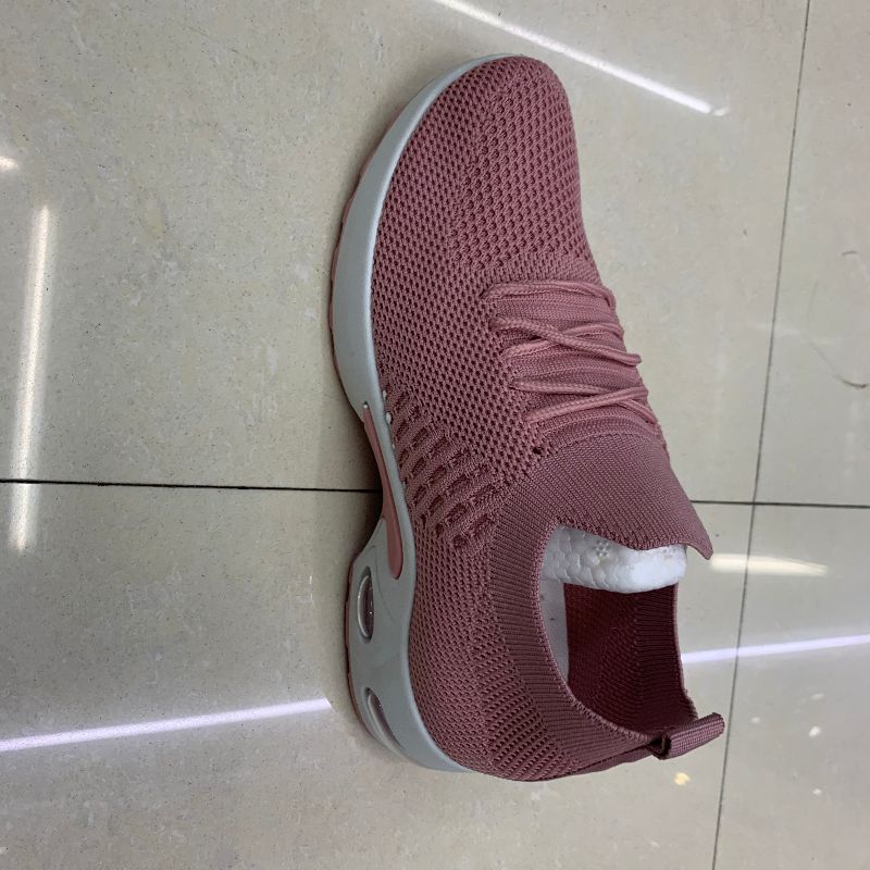Fly Weave Sports Shoes Wholesale Explosive New Spring And Summer Casual Shoes All Match Breathable Deodorant Sports Shoes Soft Sole Net Cloth Shoes details Picture