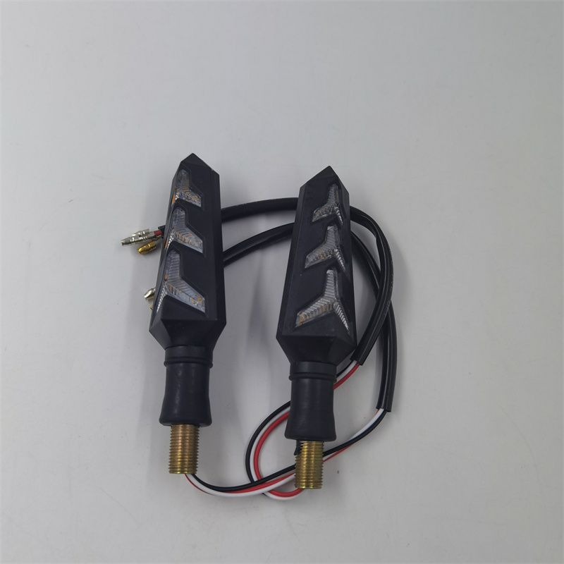 LED转向灯、角灯实物图