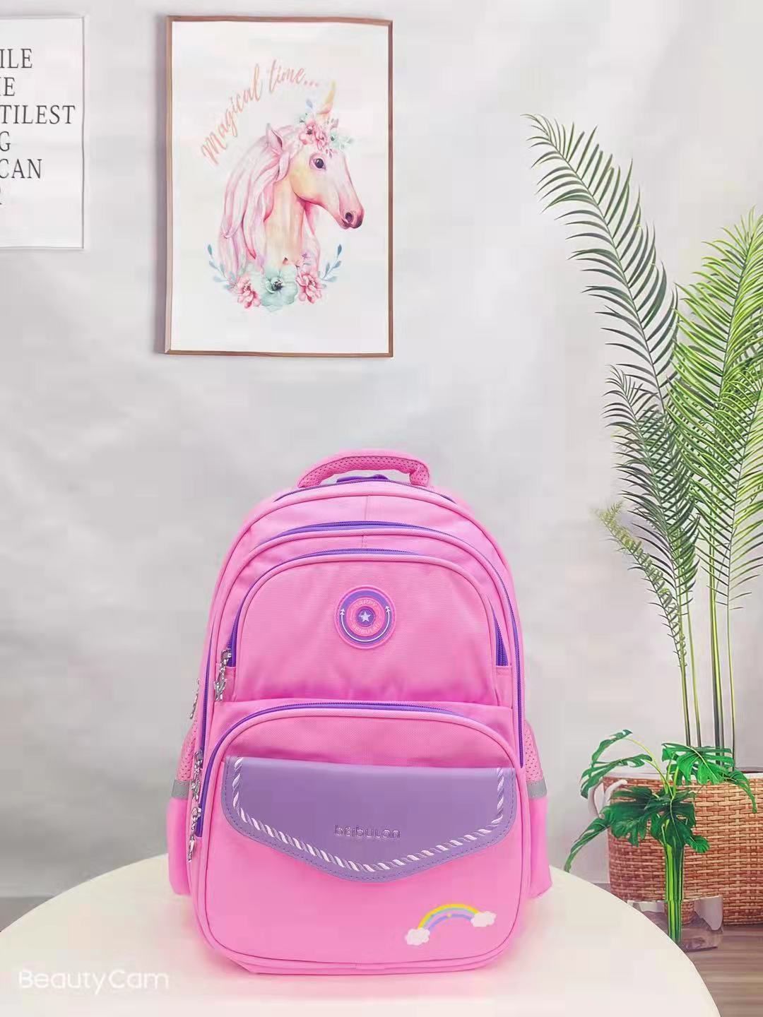 Primary school student's schoolbag Specification image