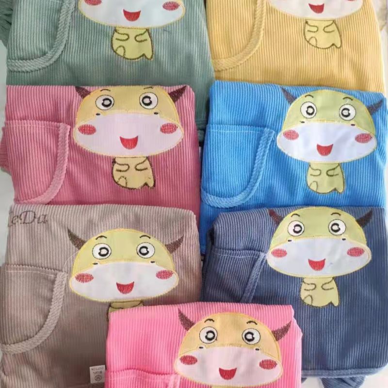 Baby Dinner Overalls Children's Reverse Dress Corduroy Cartoon Cow Apron Bib Anti-Fouling Autumn And Winter Long-Sleeved Baby Cover Coat