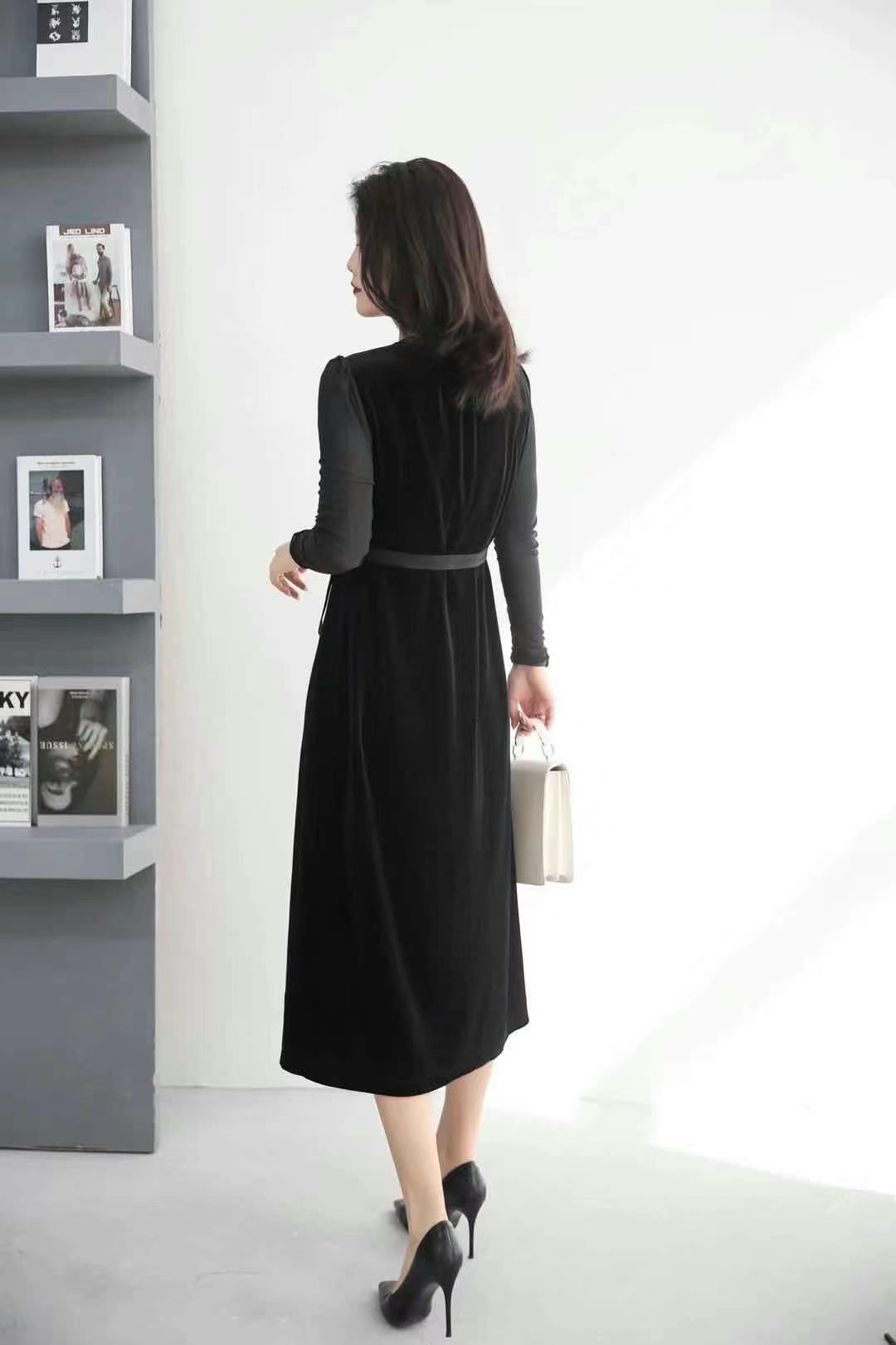 Autumn And Winter New Women's Slimming Temperament European And American Style Warm Trench Coat Coat Top 9 details Picture
