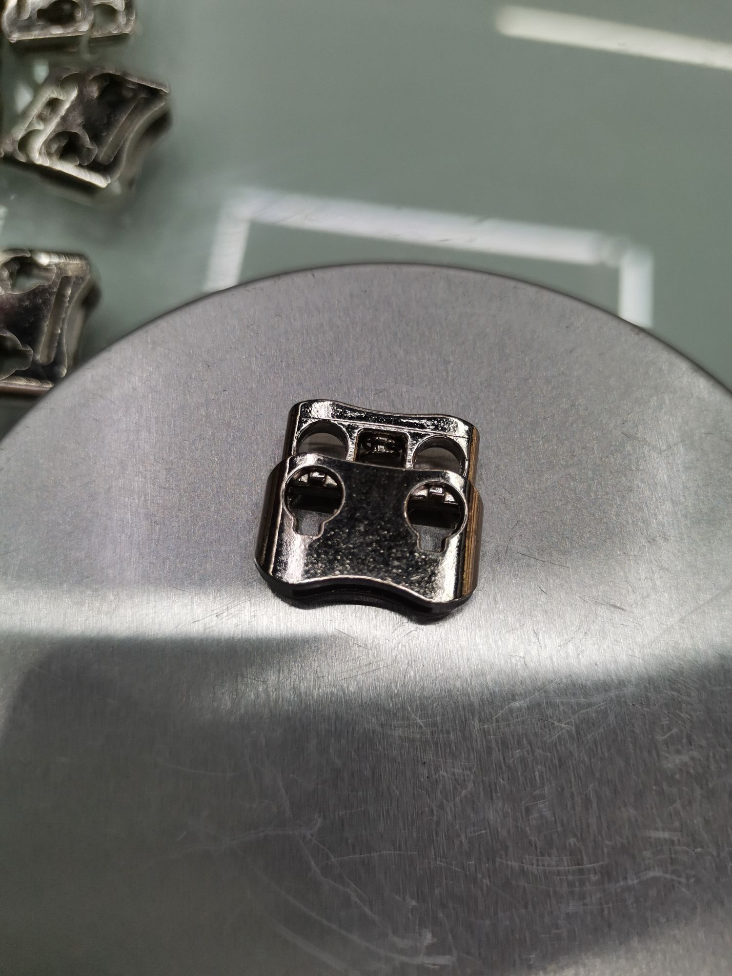 Clothing Accessories, Spring Fastener, Pig Nose Fastener, Alloy details Picture