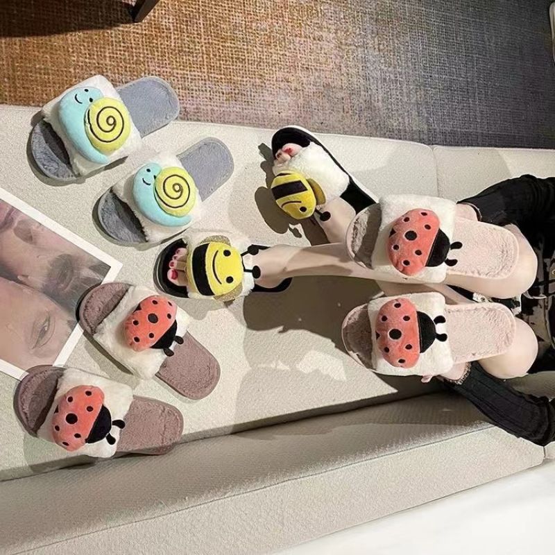 Foreign Trade Wholesale New Cotton Slippers Home Autumn And Winter Plush Lovers Indoor Thick Sole Non-Slip Leather Warm Shoes 46 details Picture