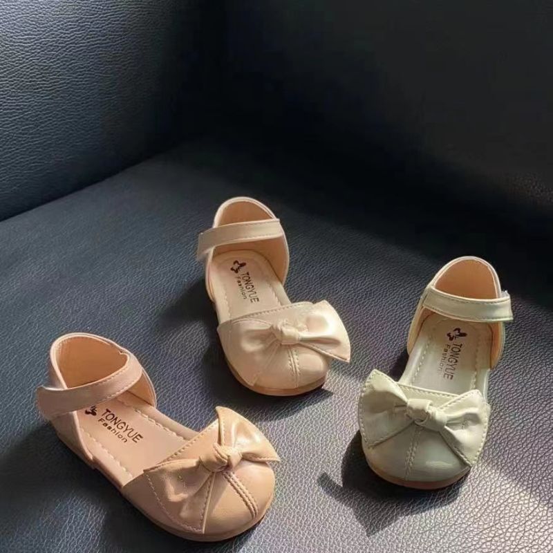 Constant Rain Shoes Foreign Trade Wholesale Fashion Sports Shoes For Men And Girls Fly Woven Sports Shoes For Men And Girls Casual Shoes 05