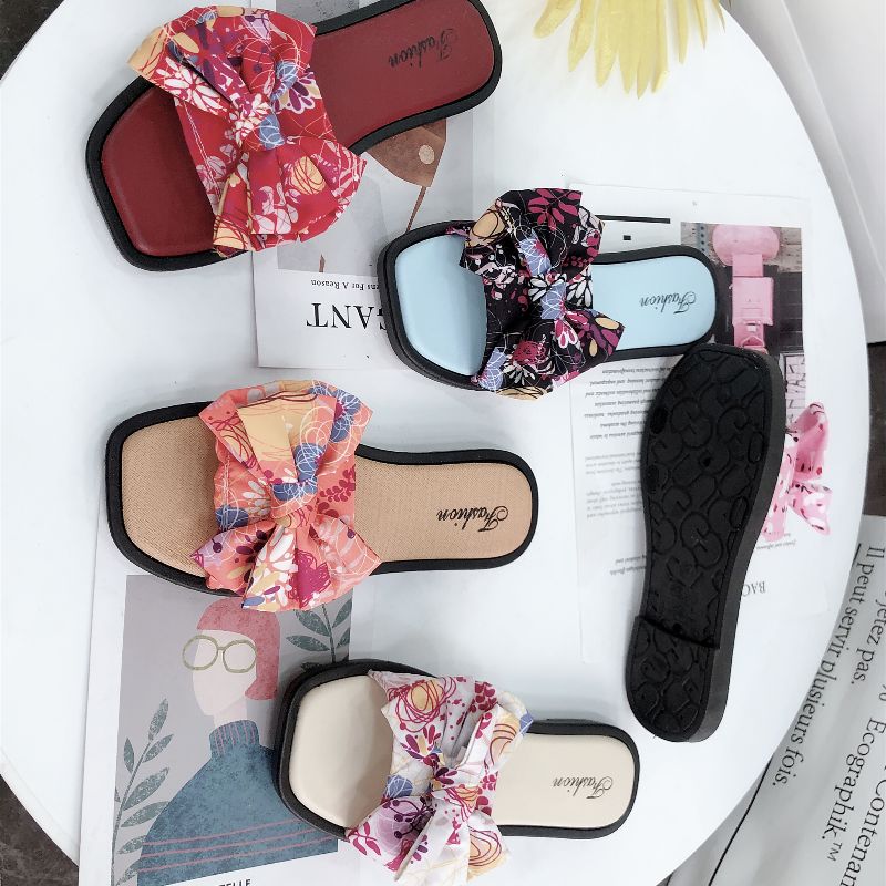 Summer New Word Open Toe Korean Version Of Fashion Lace Small Fresh Flat Casual Slippers Women's Shoes details Picture