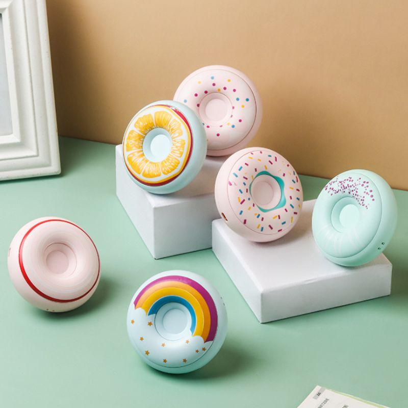 Donut USB rechargeable hand warmer
