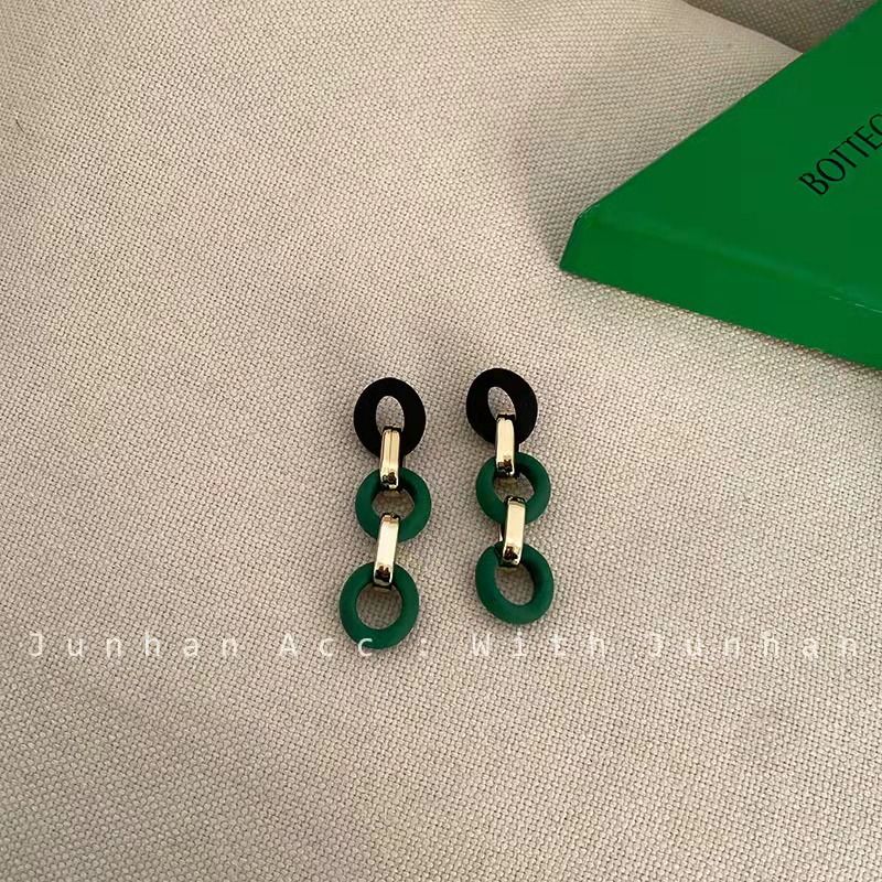 Simple Earrings 1
