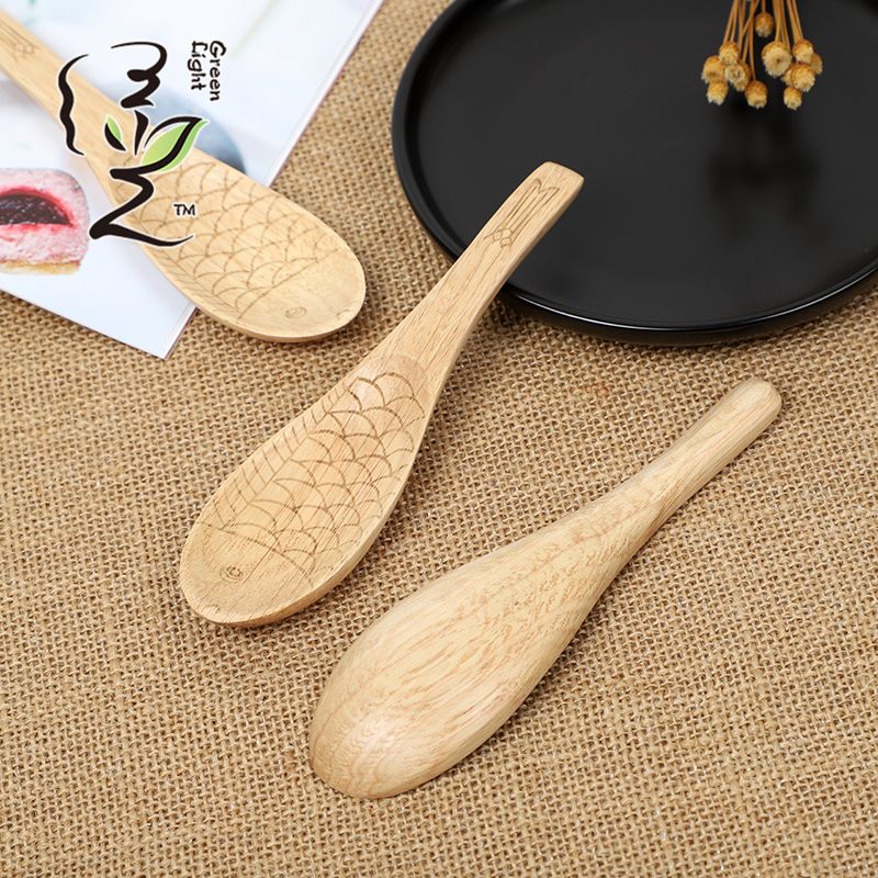 Fish-patterned spoon 15*4.2CM, wooden spoon, spoon, long spoon, naturally carved fish spoon, household wooden rice spoon, cooking spoon Application Scenario
