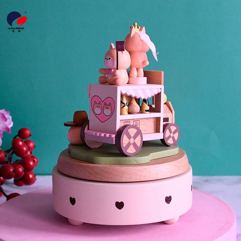 Factory direct sales cat Sky City music box Wooden mechanical music box birthday gift Marry Me Application Scenario