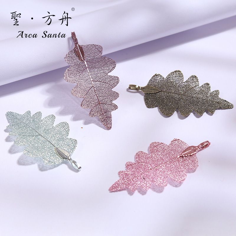 Wholesale of semi-finished materials for natural electroplated leaf earrings, pendants, accessories, cut wavy leaves, handcrafted diy Specification image
