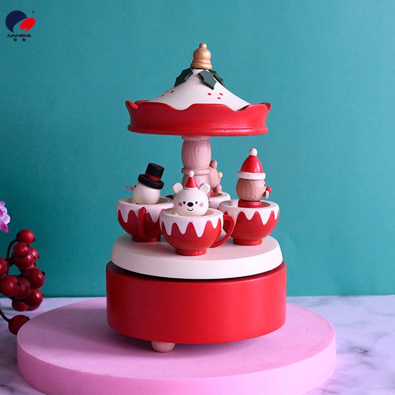 Cat Sky City music box Christmas Gift Gift Wooden music box Girl Children Santa Cute Application Scenario