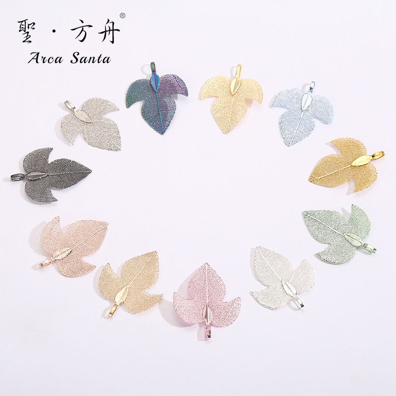 Natural leaf necklace accessories, cut triangular maple leaf pendant accessories, diy handmade jewelry materials, semi-finished products details Picture