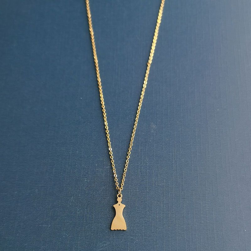 European and American big brand ethnic style creative dress pendants, necklaces, sweater chains, titanium steel accessories Application Scenario