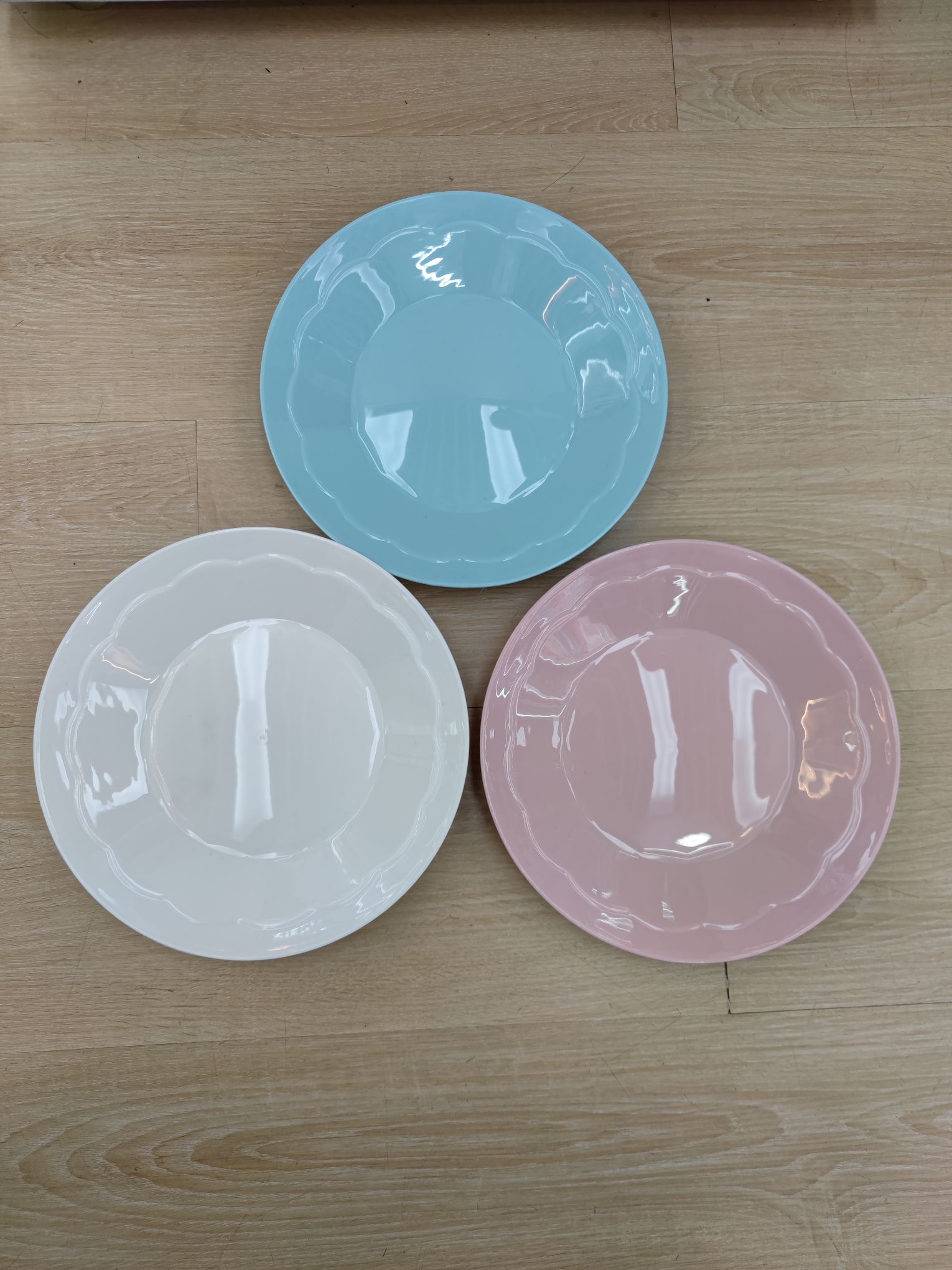 Fashion Plastic Dinner Plate