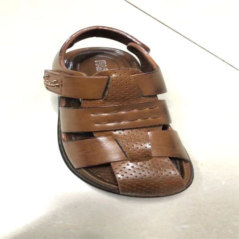 Men's Sandals Casual Slippers Foreign Trade Wholesale Men's Sandals Summer New Open-Toe Sandals Men's Beach Shoes