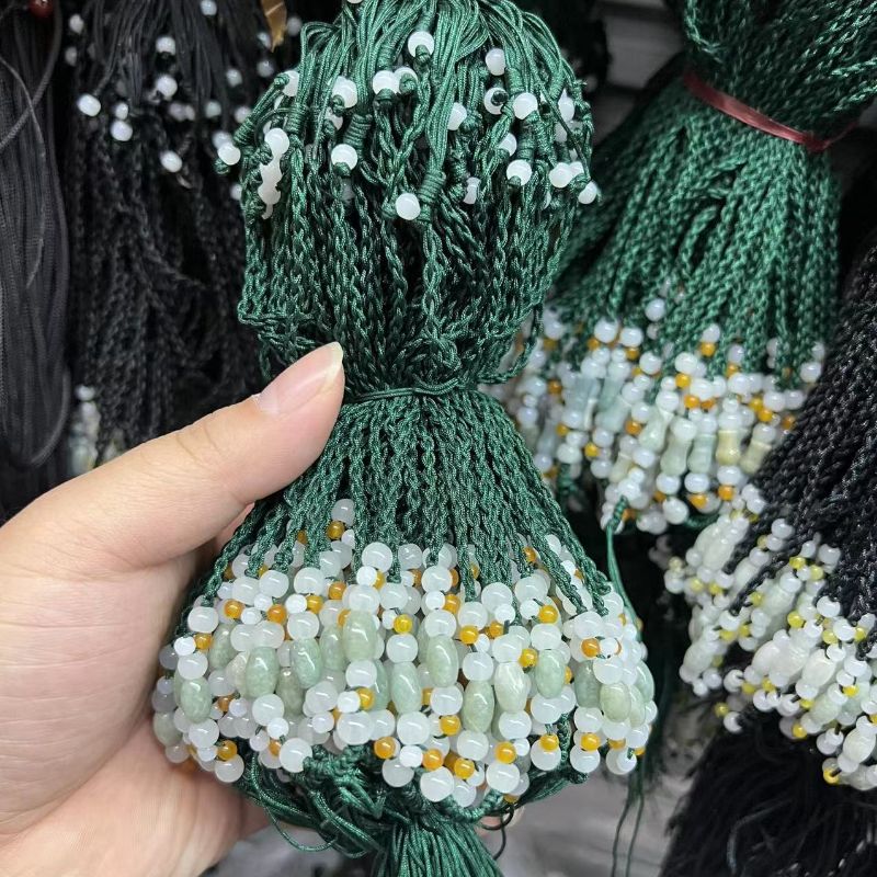 Hand-woven jade millet beads with 3mm small yellow jade beads, adjustable red string, black string, dark green string, coffee string, necklace string Application Scenario