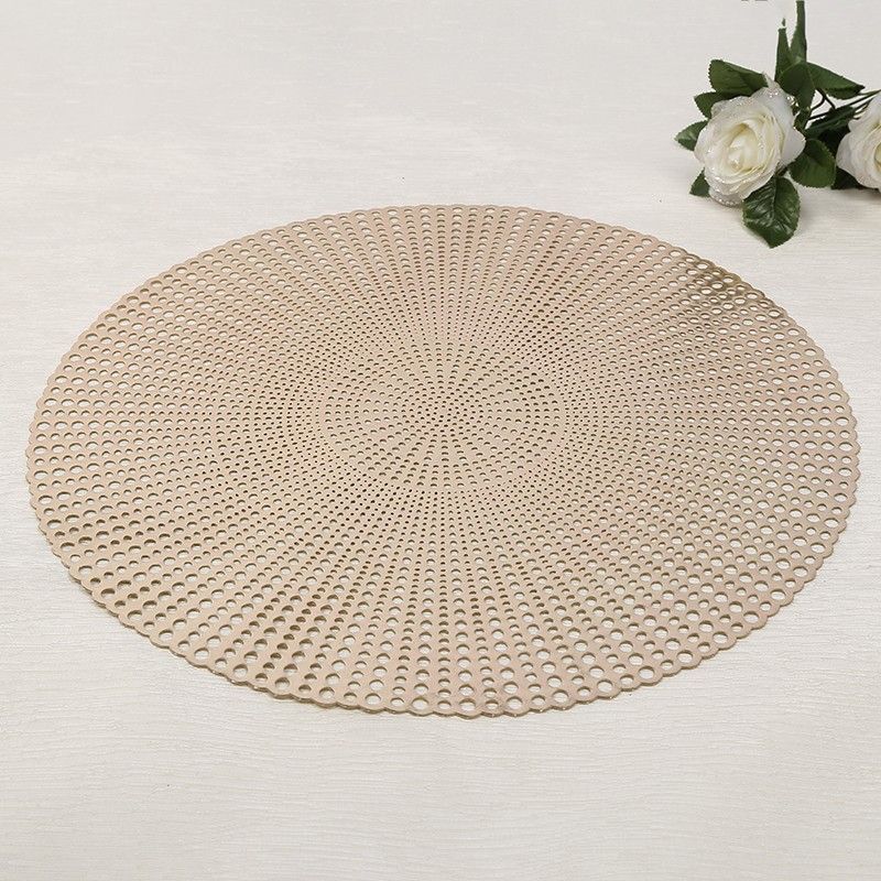 Firework patterned circular hollowed-out placemats, heat insulation and anti-slip, oil-proof plate MATS, coasters, coffee cup MATS and bowl MATS for family hotels Application Scenario