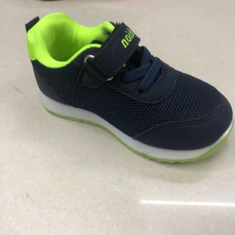 New Running Casual Sports Shoes Wholesale All Comfortable Soft Sole Casual Shoes Breathable Shoes 2 details Picture