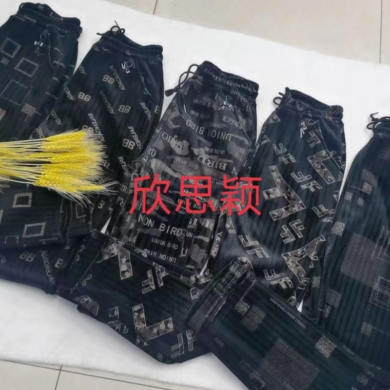 Velvet Slacks details Picture
