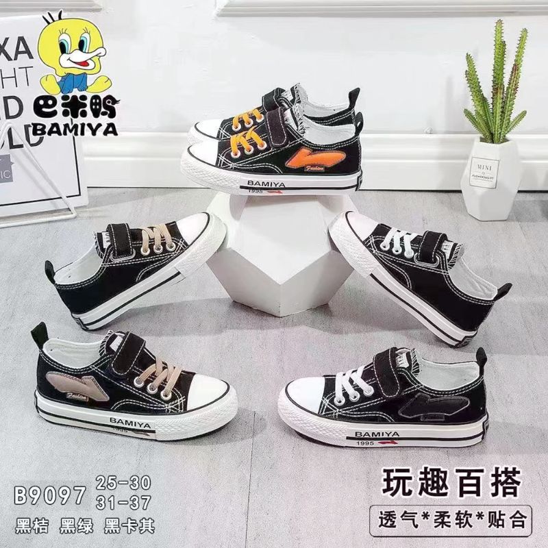休闲鞋细节图