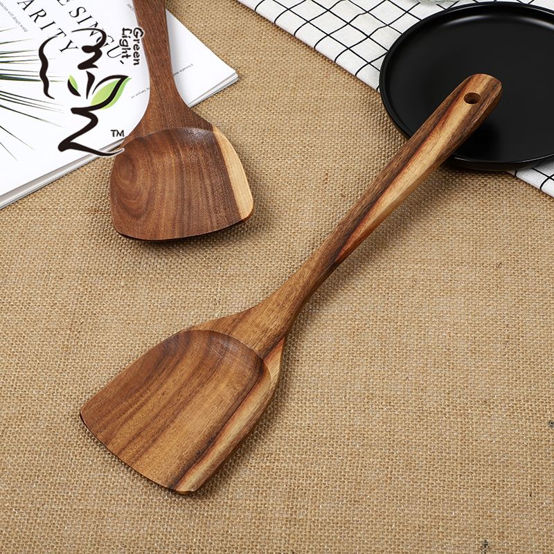 Acacia wood spatula 34*8.5CM, special wooden spatula for non-stick pans, large-curved upturned spatula, high-temperature resistant long-handled spatula Application Scenario