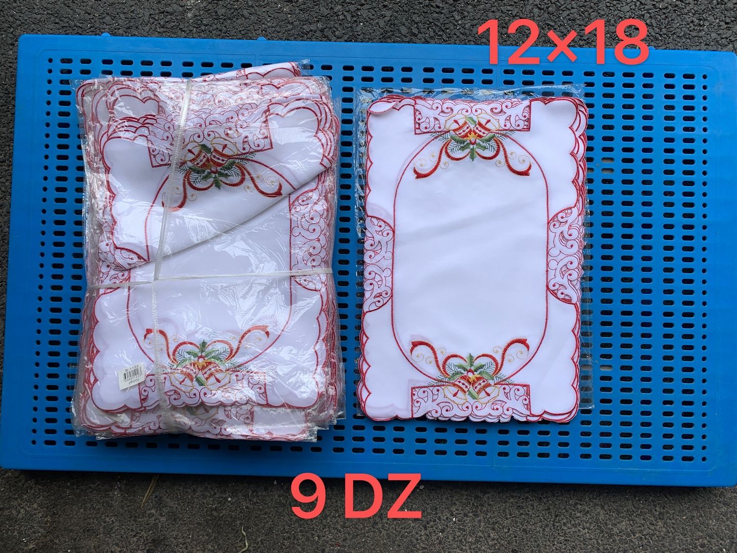 布艺绣品实物图