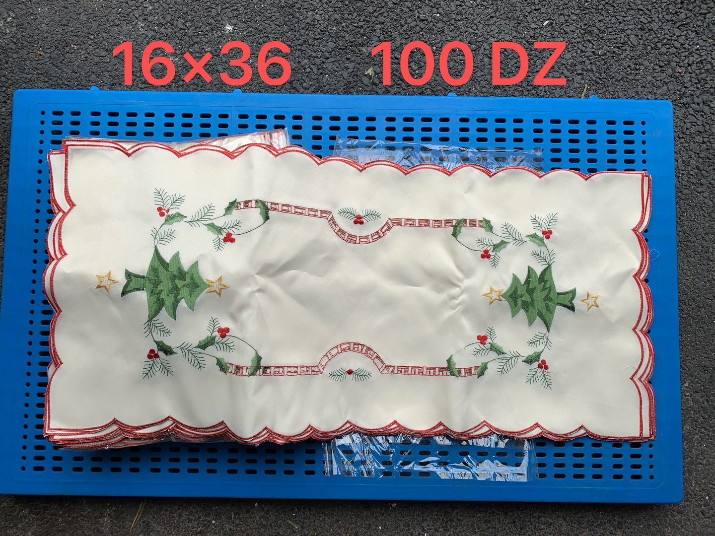 布艺绣品实物图