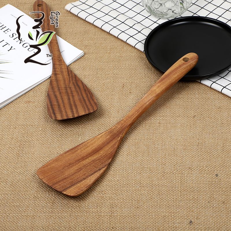 Acacia wood spatula 32*7.5, special wooden spatula for non-stick pans, large-curved upturned spatula, high-temperature resistant long-handled spatula Application Scenario