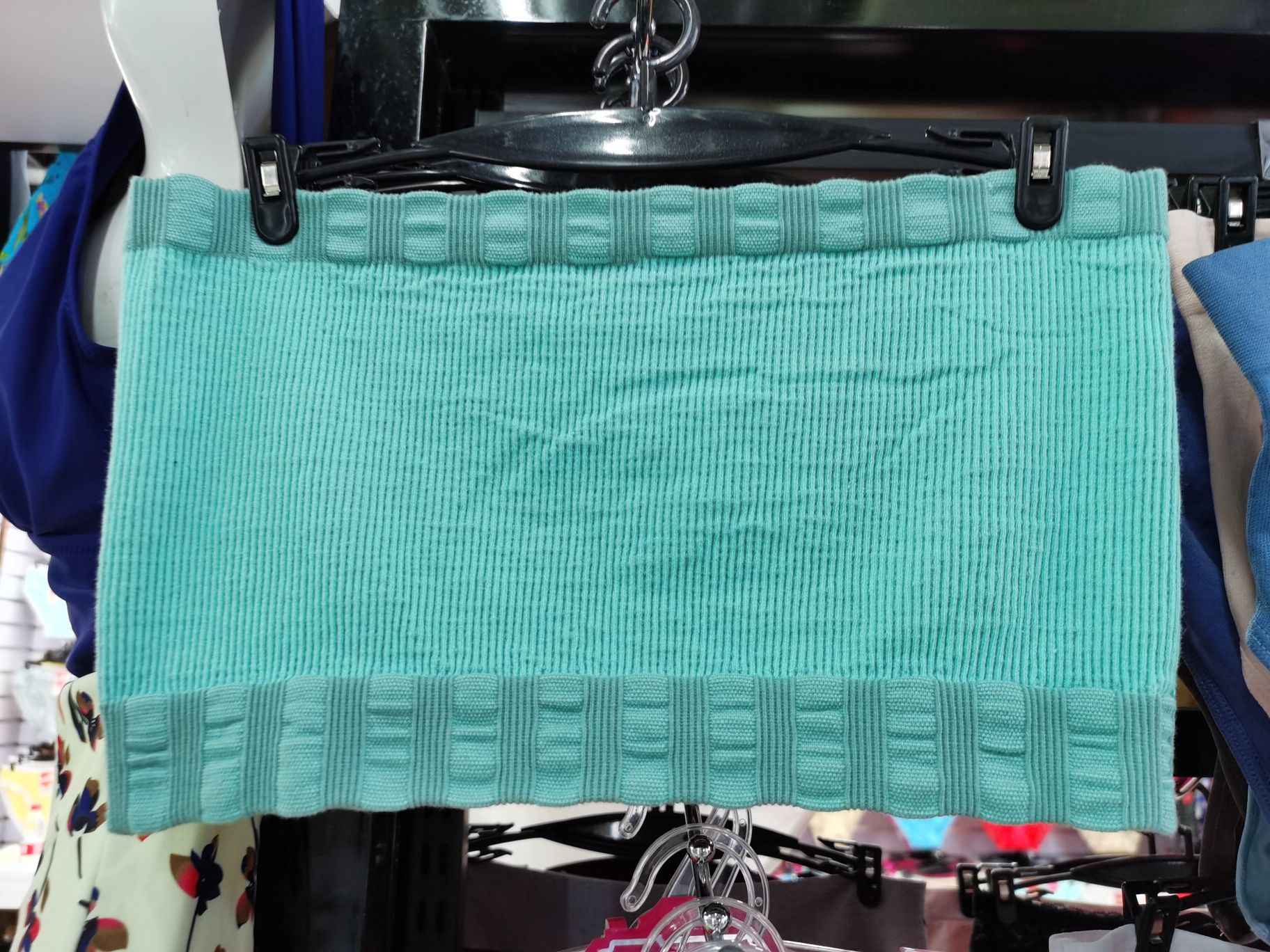 Seamless Colored Cotton Wrap Chest