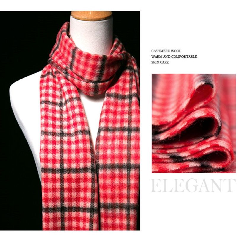 2021 New Korean-style checkered scarf for women's autumn and winter, a retro and trendy Instagram fringed fashion versatile long scarf