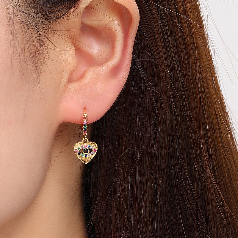 Cross-border new products: copper micro-inlaid zircon earrings, retro colored diamond hollowed-out devil's eye Fatima hand ear rings and ear buckles