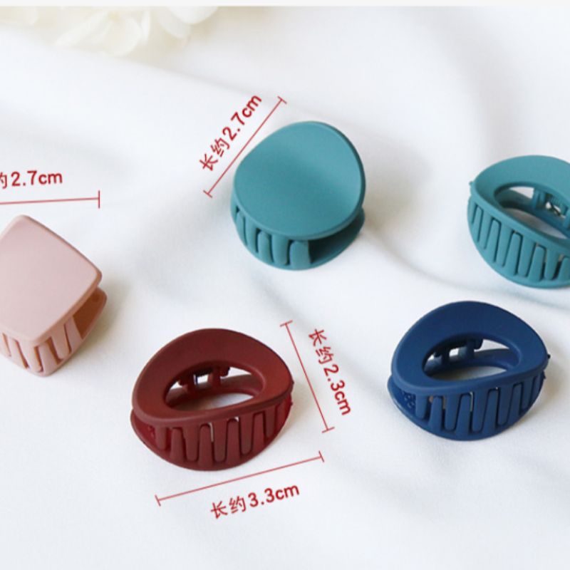 Accessorized small hair clip grab clip elegant hair clip