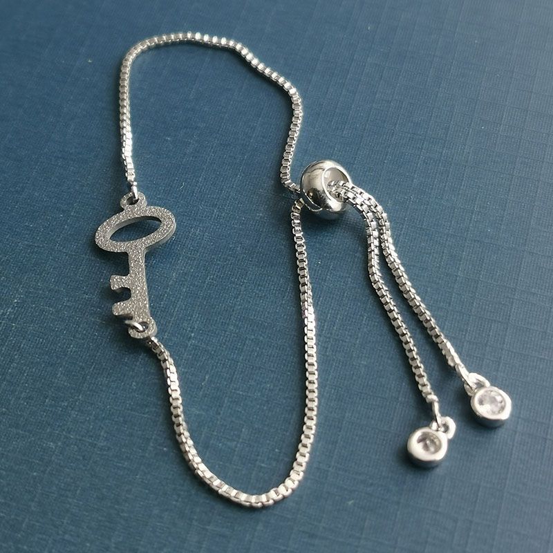 Factory wholesale of stainless steel key bracelets, pendants, necklaces and diy accessories in stock. Customized accessories can be provided based on samples or drawings Specification image