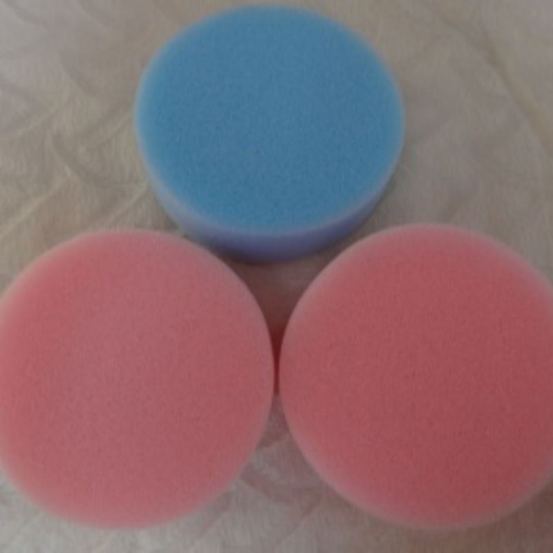 The manufacturer sells colored waxed sponges and car waxed sponges, which can be customized according to the size Application Scenario