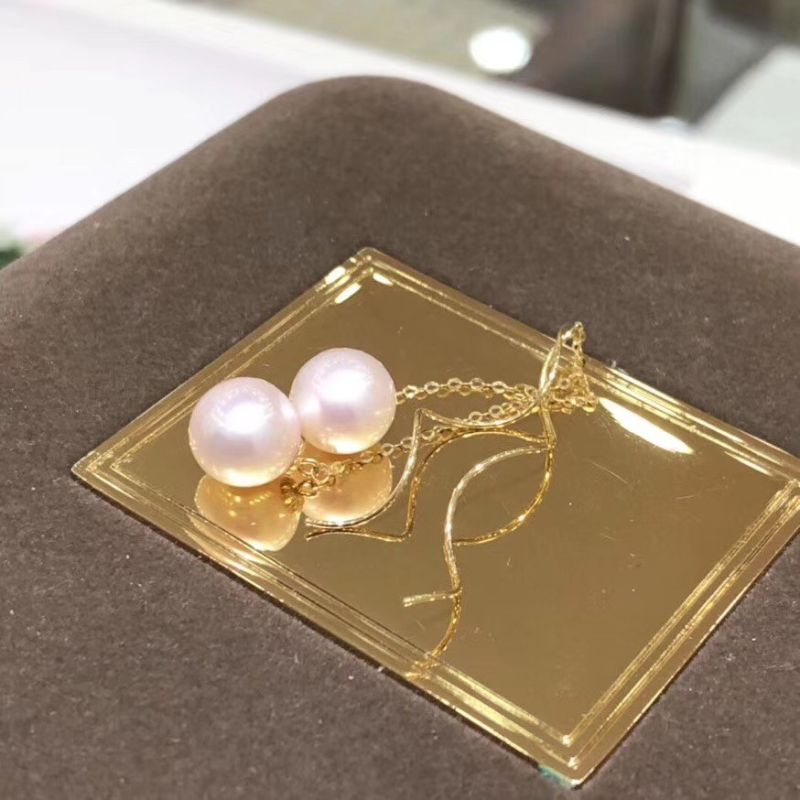 S-Shaped Pearl Earrings 18K Gold Thread Simple Studs Women's Personality Earrings Drop Jewelry Application Scenario