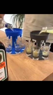 分酒器白底实物图