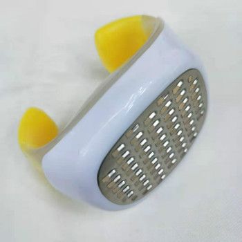 Mini grinder, creative kitchen tool, handheld garlic grinder, portable storage box, garlic and ginger grinder