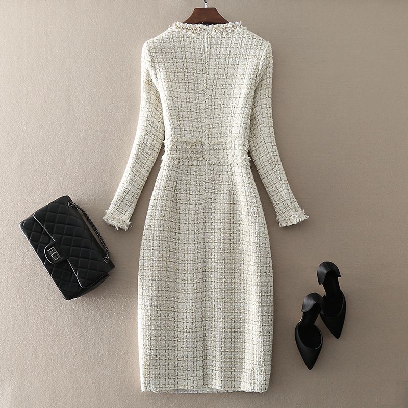 Autumn And Winter New Warm Cold And Windproof Women's Dress Autumn And Winter Large Size Uniform Size Small Size Long Sleeve V-Neck Dress Thickened With Cashmere Cotton-Padded Coat 5 Specification drawing