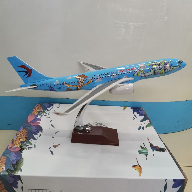 飞机模型（中国东方航空A330巴斯光年涂装）合成树脂飞机模型详情图5