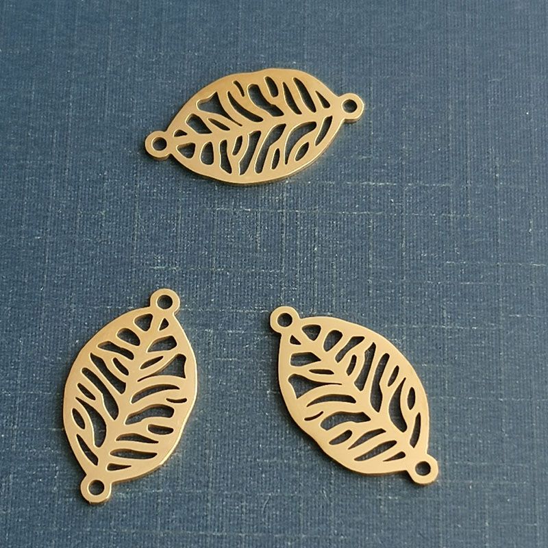 DIY handmade jewelry, titanium steel three-dimensional hollowed-out pendant, leaf and leaf color retention accessories, bracelet, small pendant details Picture