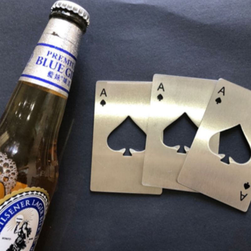 Spades A credit card type bottle opener Item Picture