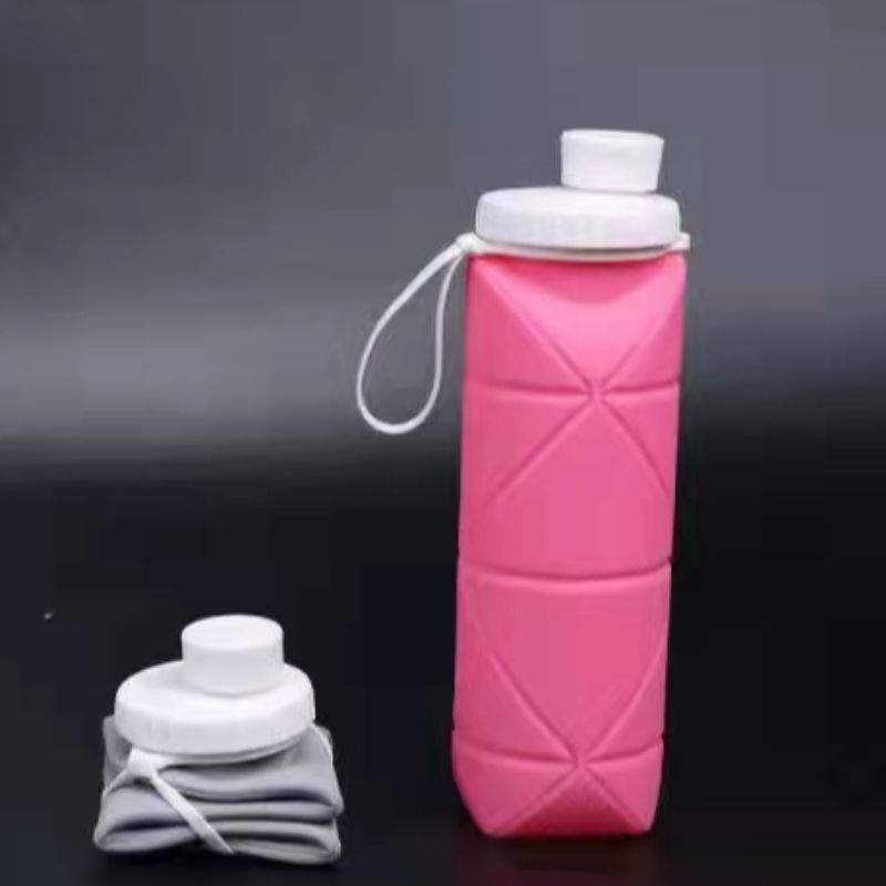 Foldable silicone cup